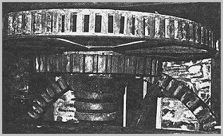 PHOTOGRAPH OF MILL WORKINGS