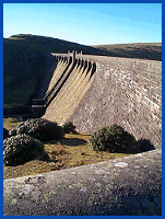 Claerwen dam in 2000