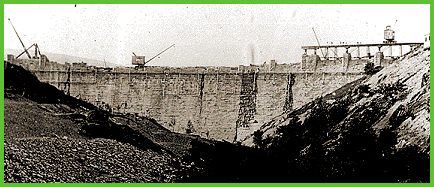 Dam under construction,1904
