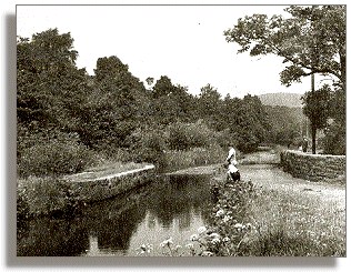 Canal aqueduct